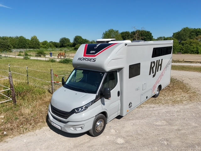 Pferdetransporter Iveco Daily