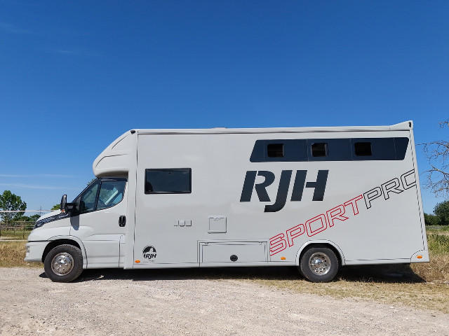 Pferdetransporter Iveco Daily