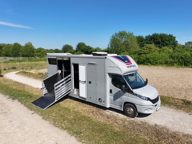 Pferdetransporter Iveco Daily